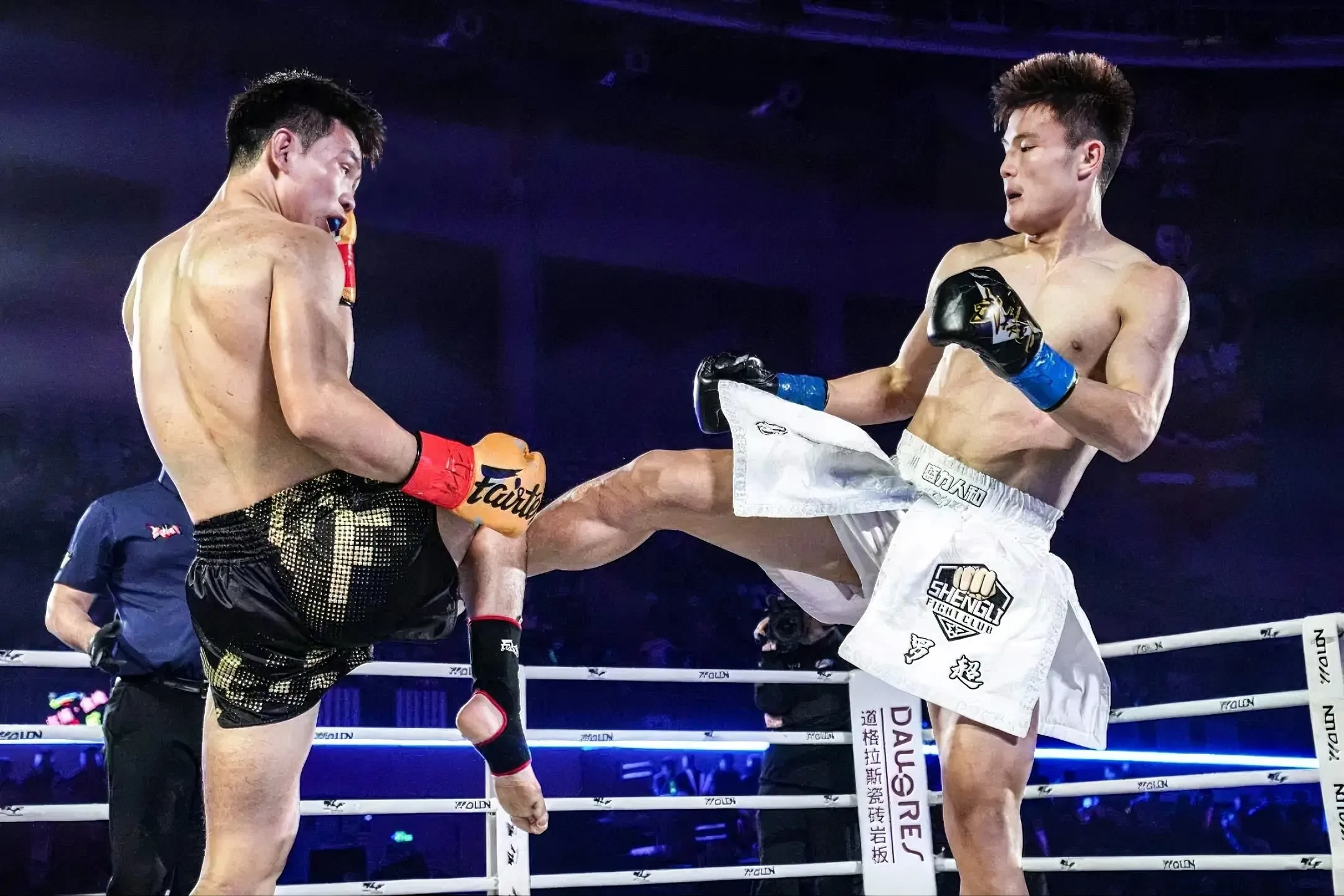 Luo Chao on the ring of WLF