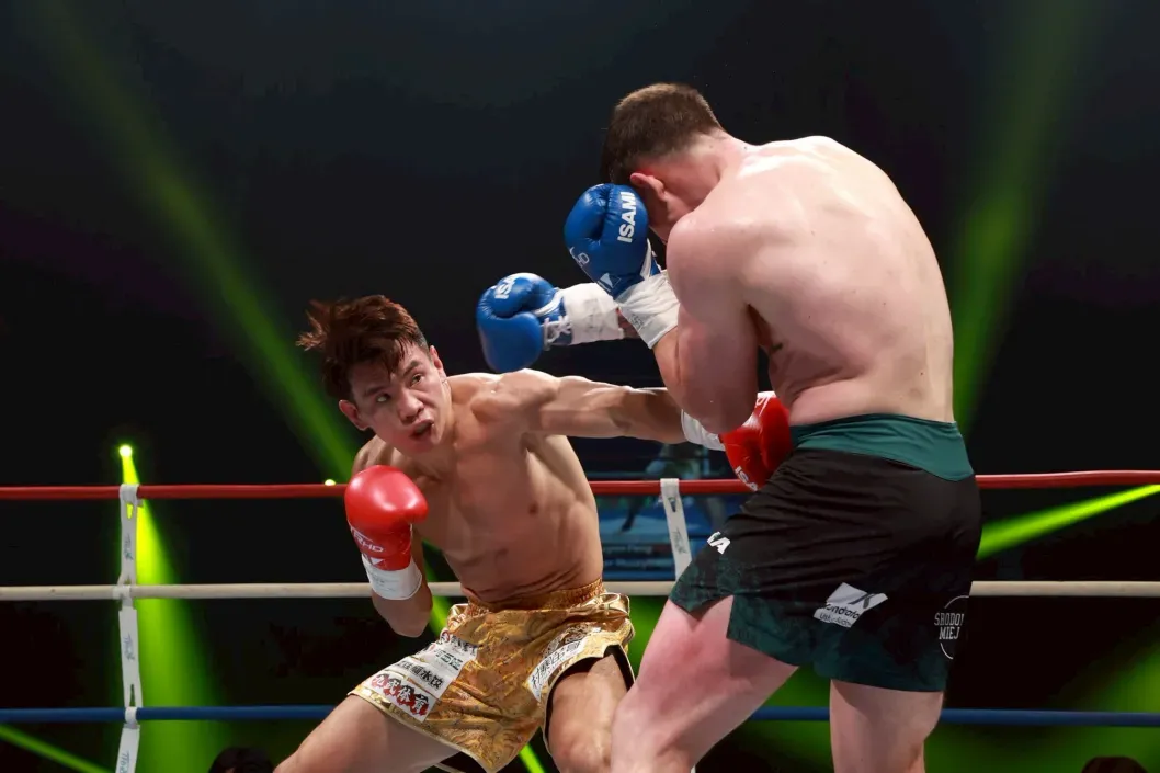 Ouyang_VS_Kacper_2.webp