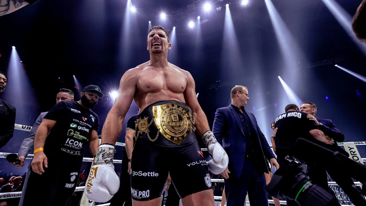 Rico Verhoeven victorious. Photo: GLORY Kickboxing