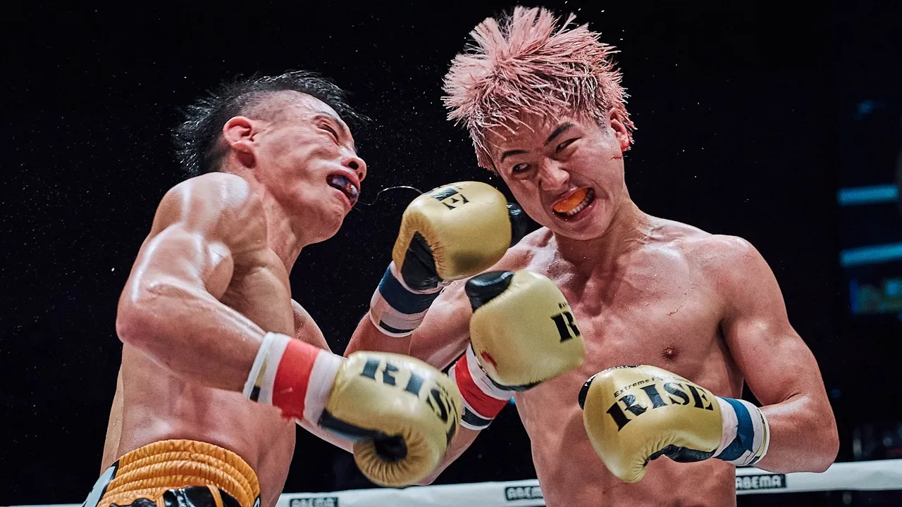 Ryujin Nasukawa lands a right hook.
