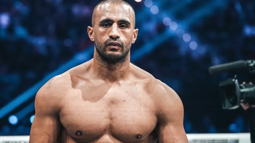 Punch - By Badr HARI : Official Website by Yassine Boujalla on Dribbble